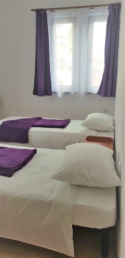 Coroian House Apartment คลูจ-นาโปกา ภายนอก รูปภาพ