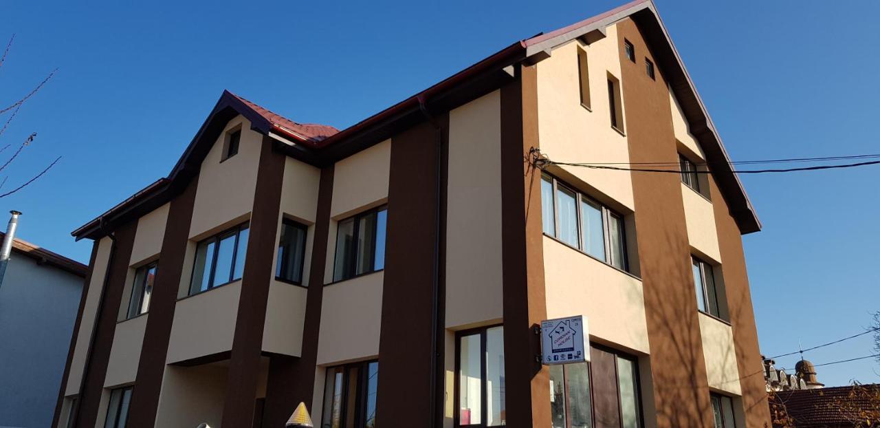 Coroian House Apartment คลูจ-นาโปกา ภายนอก รูปภาพ