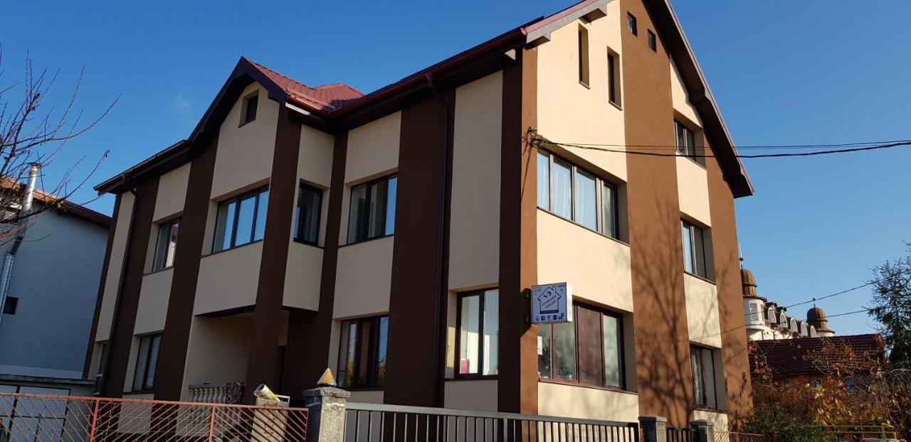 Coroian House Apartment คลูจ-นาโปกา ภายนอก รูปภาพ